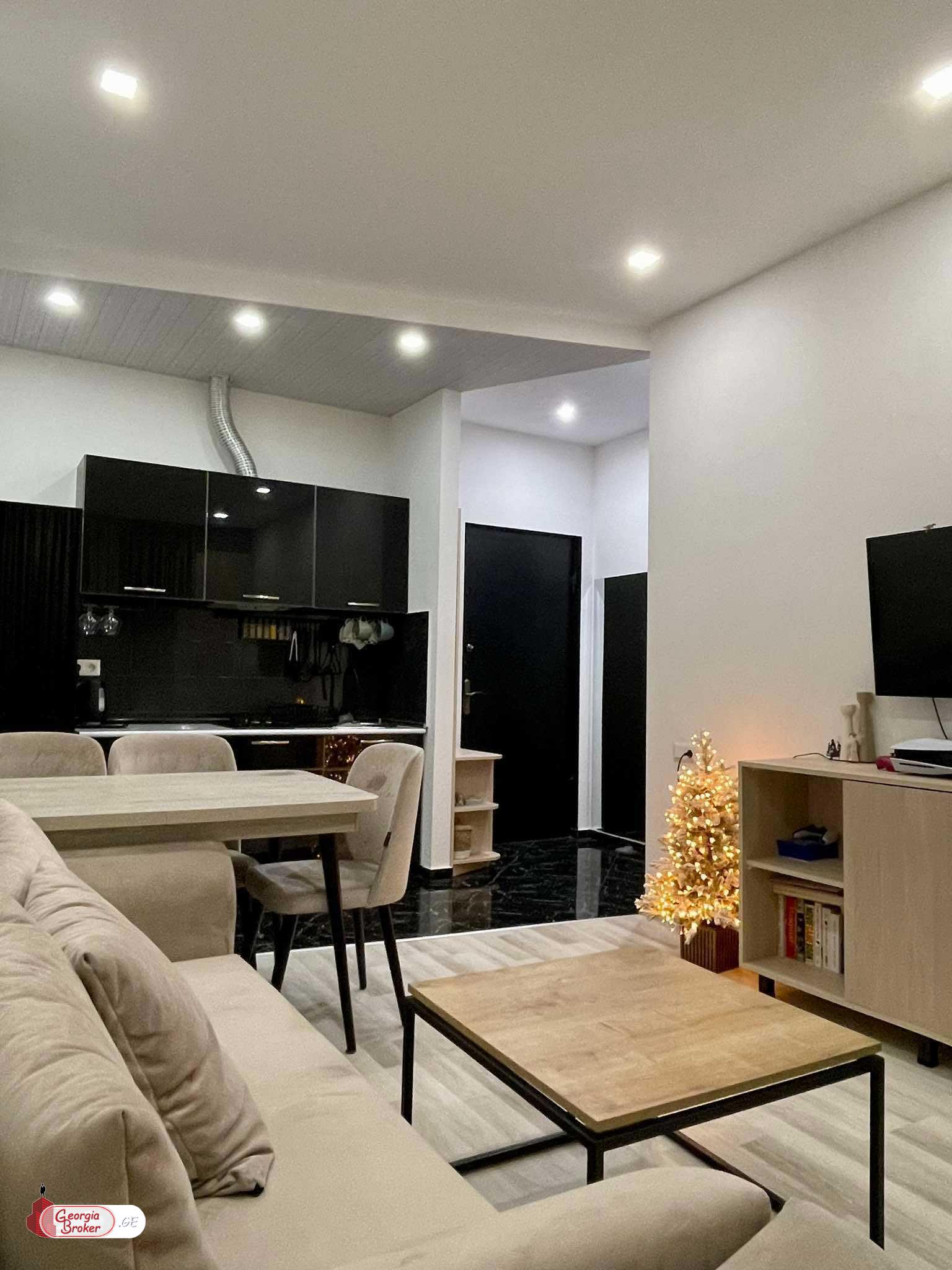 nearly repaired 2-room apartment for sale