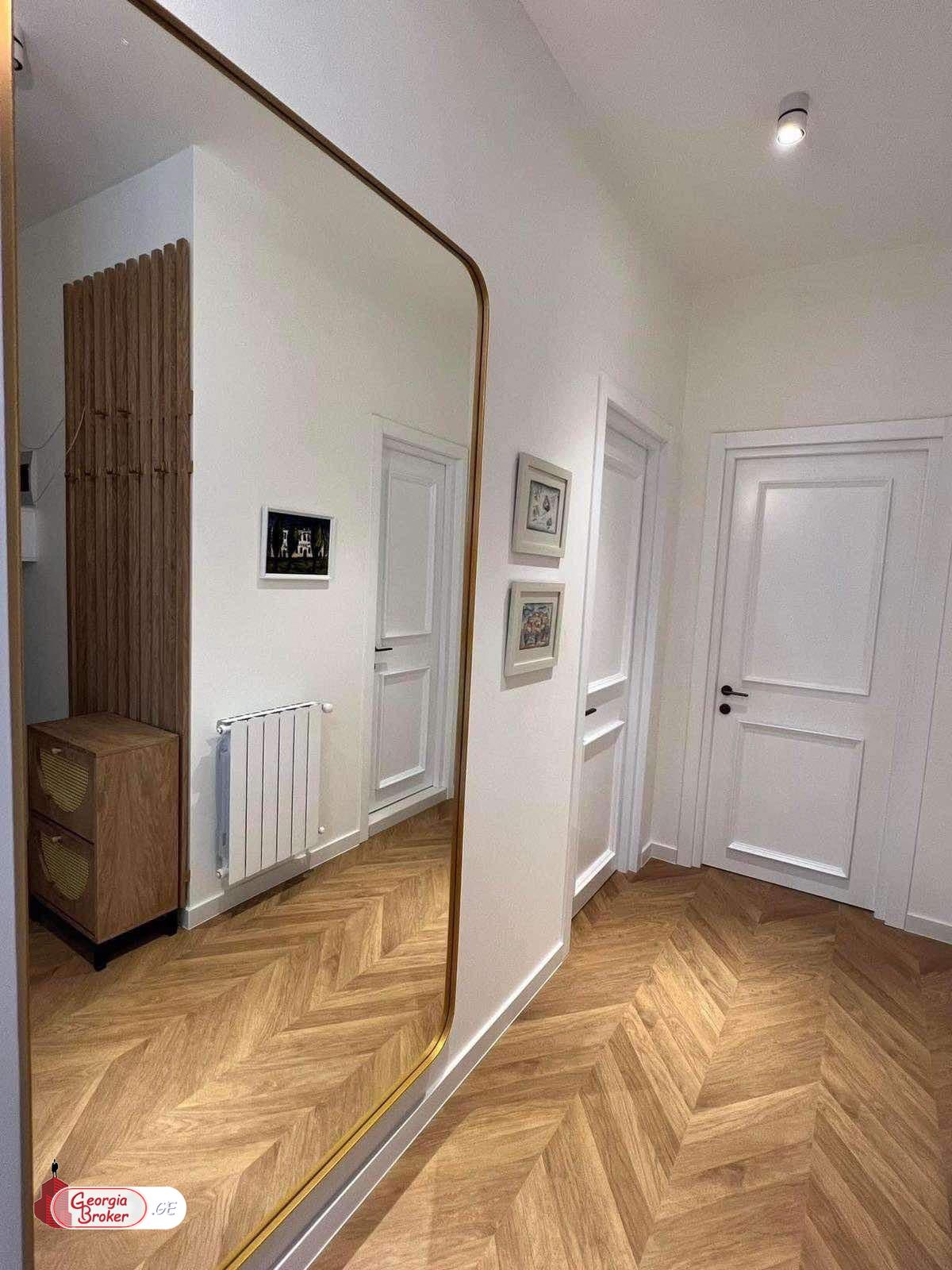 nearly repaired 3-room apartment for sale