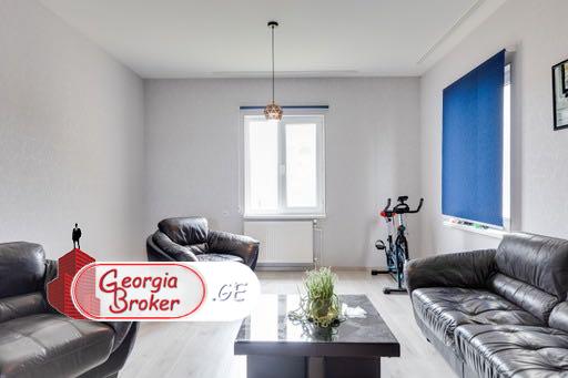 продается дом с новым ремонтом 7-комнат