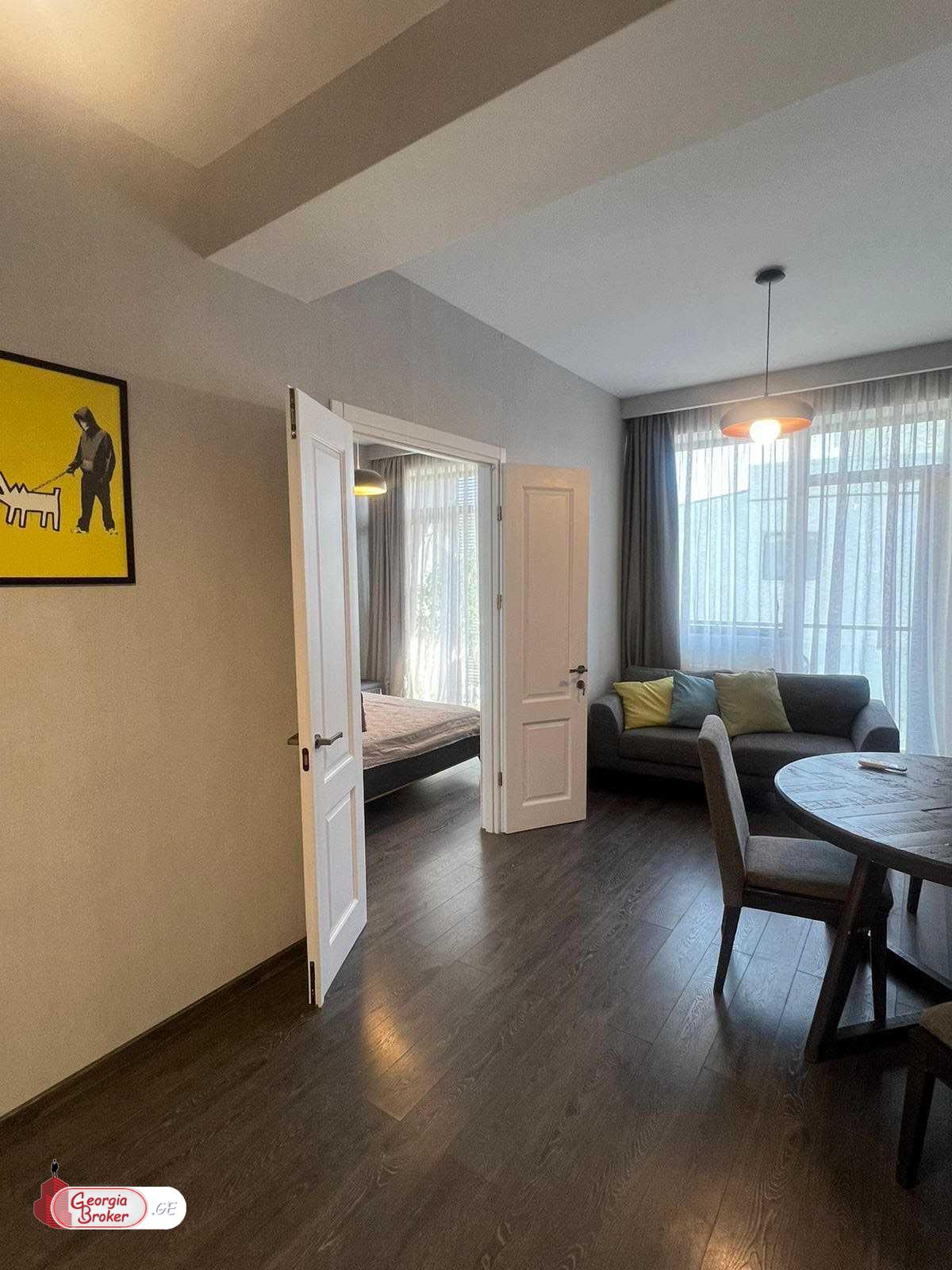 nearly repaired 2-room apartment for sale