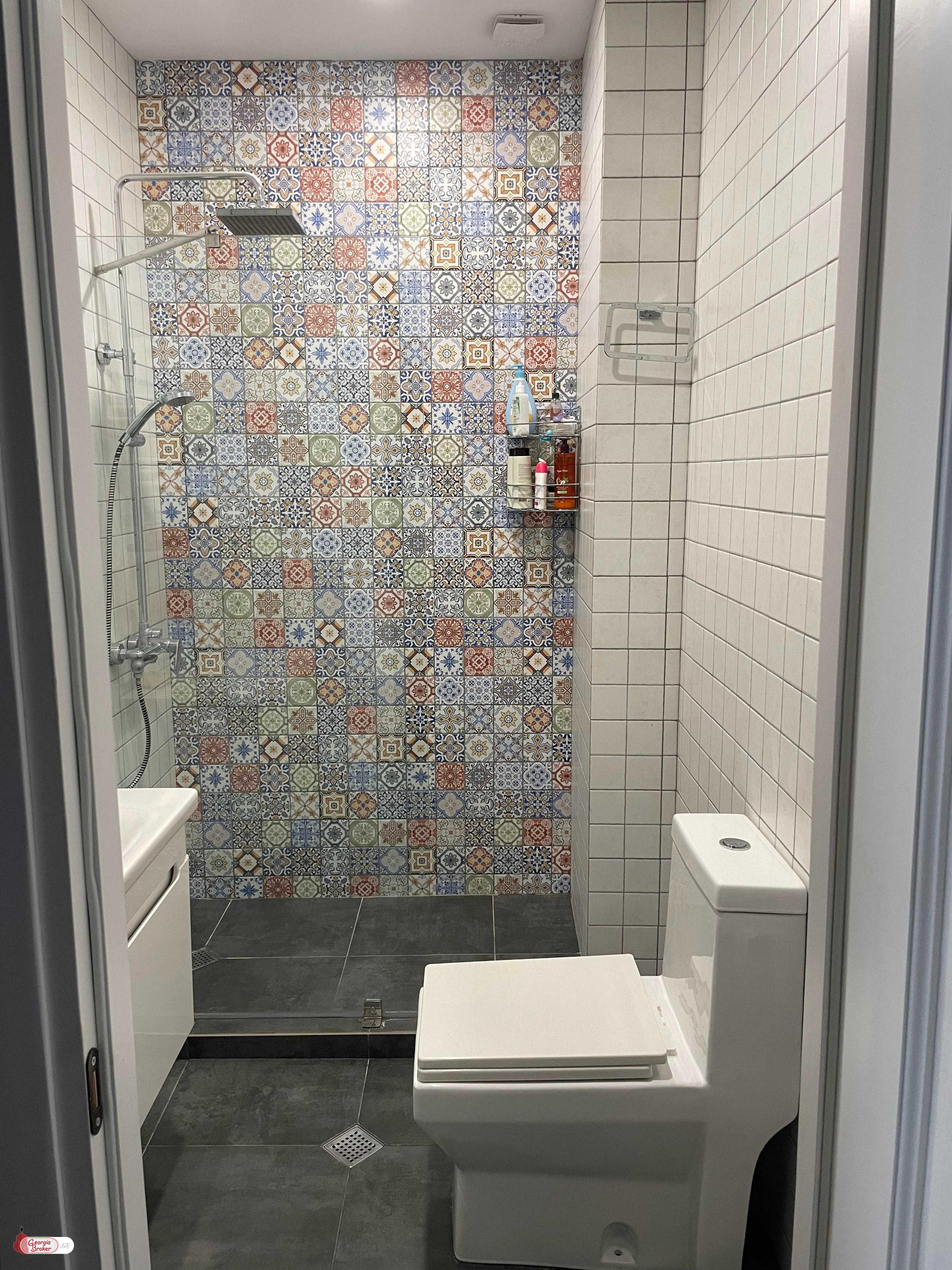 nearly repaired 2-room apartment for sale