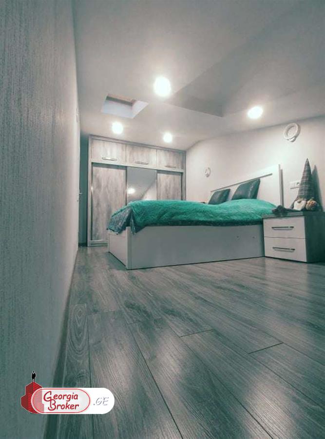 nearly repaired 5-room apartment for sale