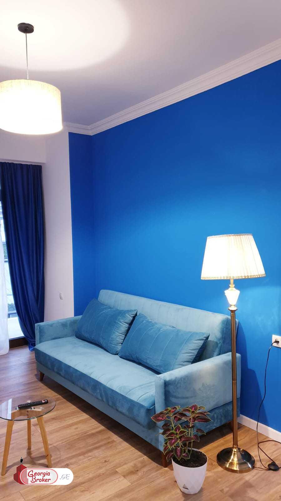 nearly repaired 2-room apartment for rent