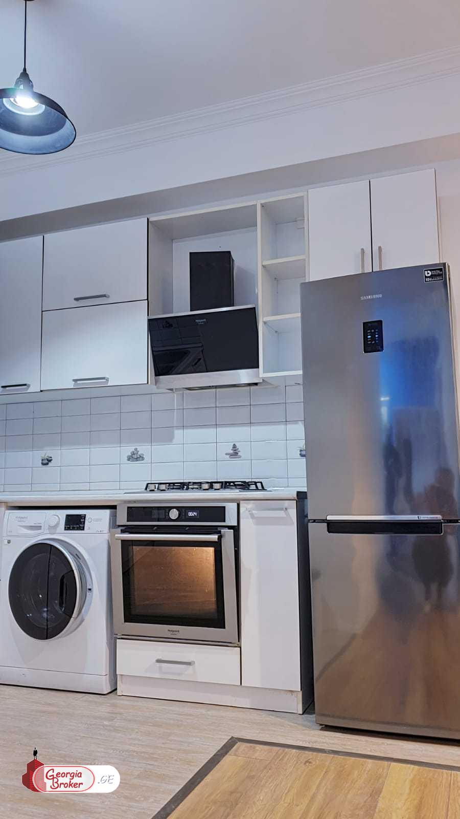 nearly repaired 2-room apartment for rent