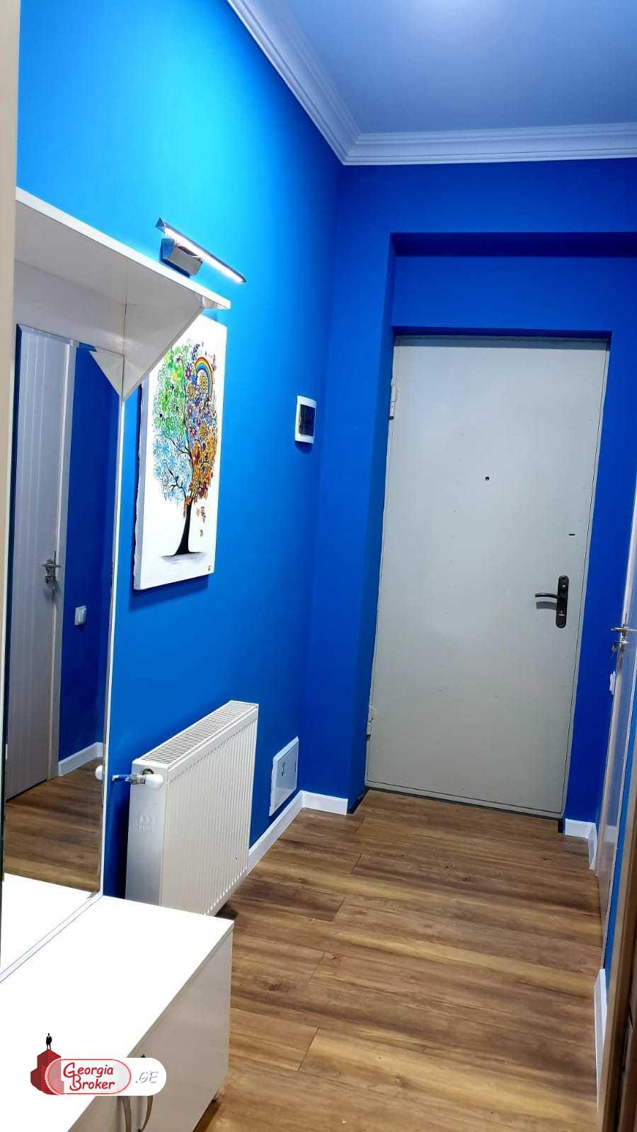 nearly repaired 2-room apartment for rent