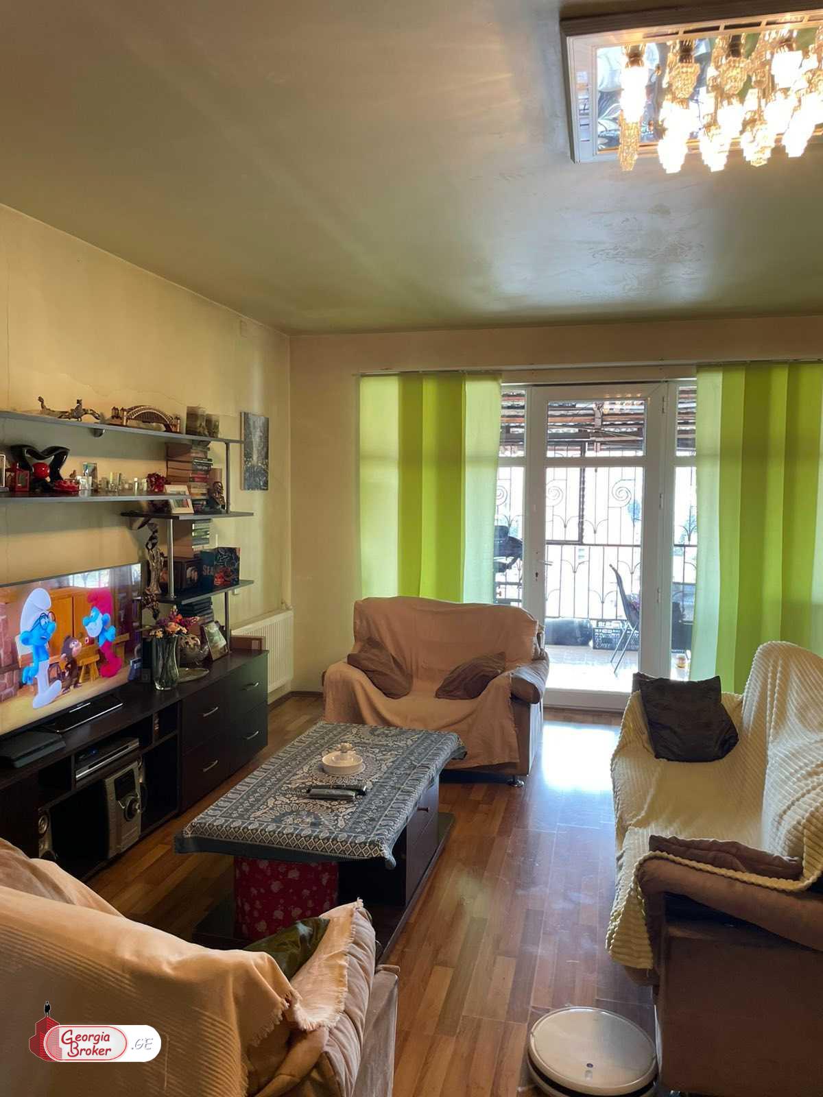 nearly repaired 3-room apartment for sale