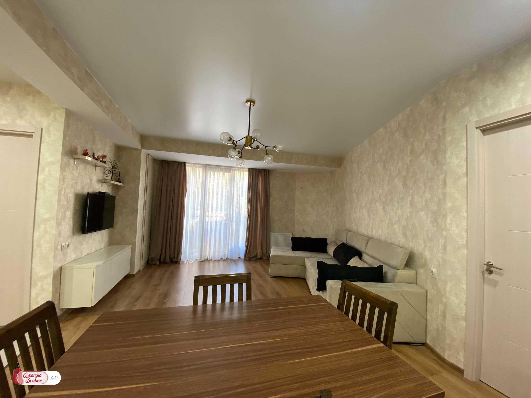 nearly repaired 3-room apartment for sale