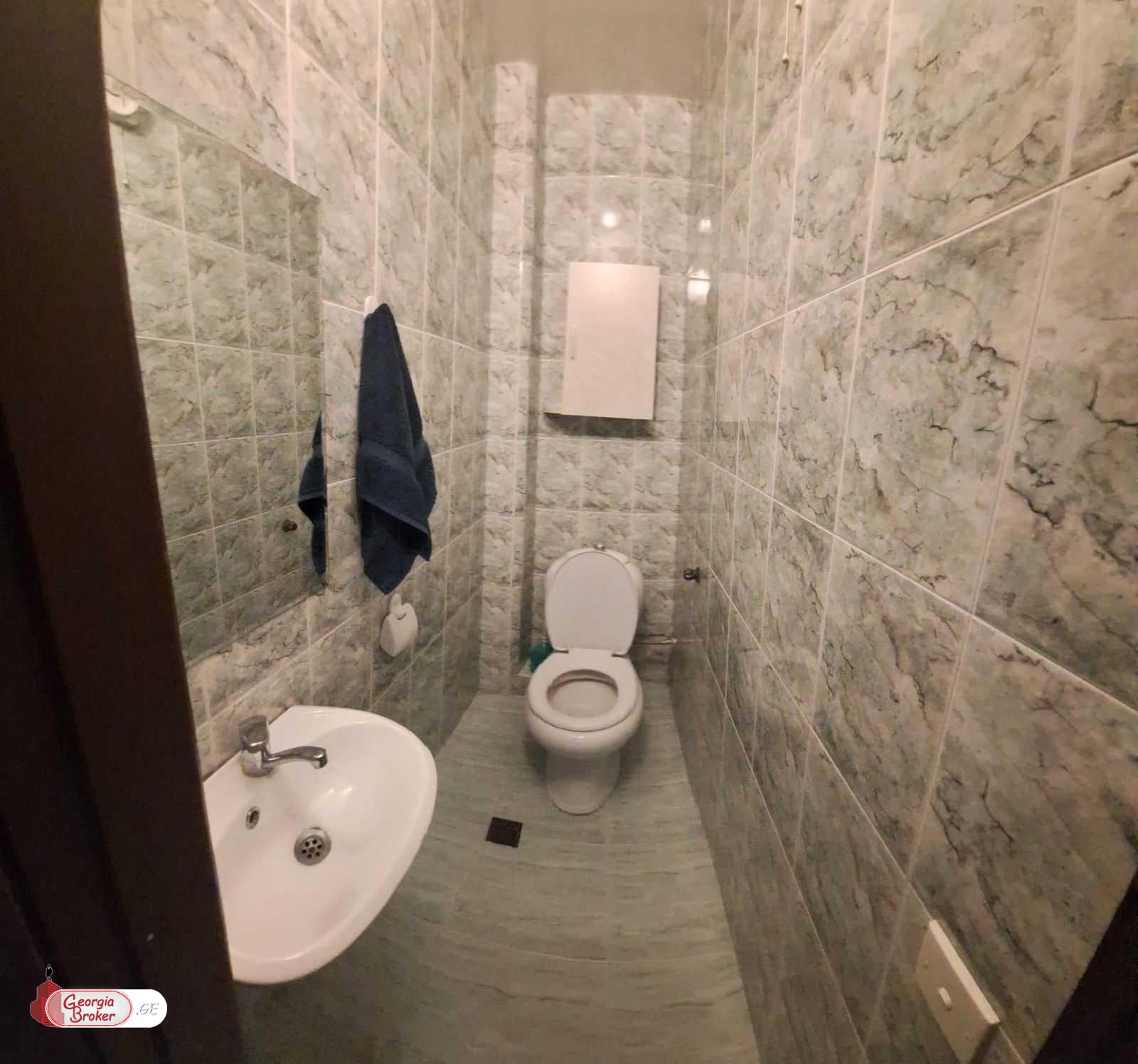 იყიდება ახალი გარემონტებული 3 ოთახიანი ბინა