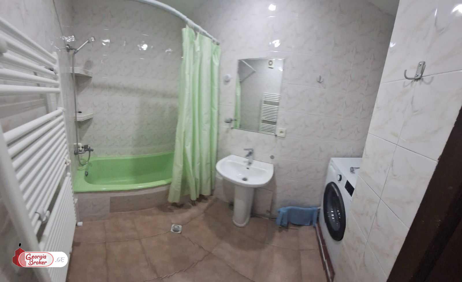 იყიდება ახალი გარემონტებული 3 ოთახიანი ბინა