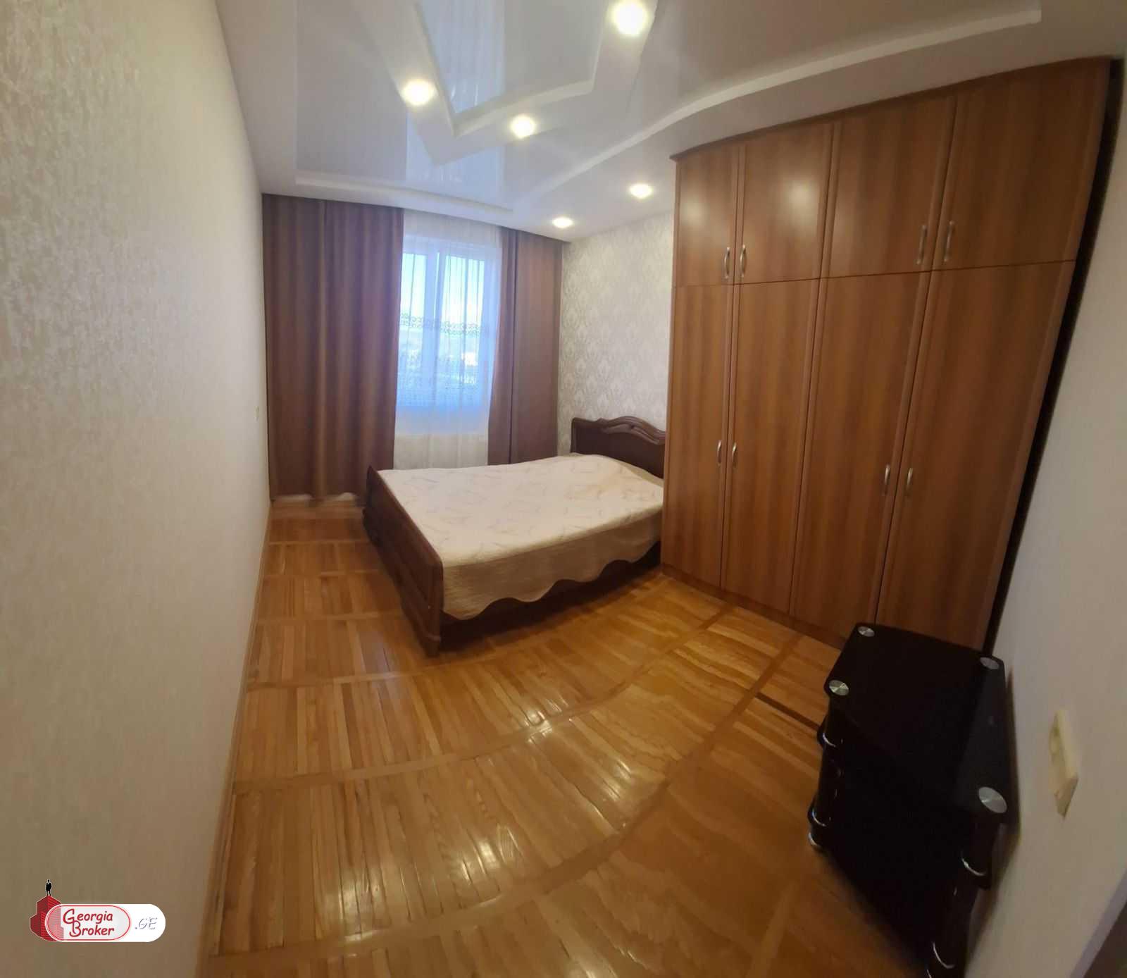 იყიდება ახალი გარემონტებული 3 ოთახიანი ბინა