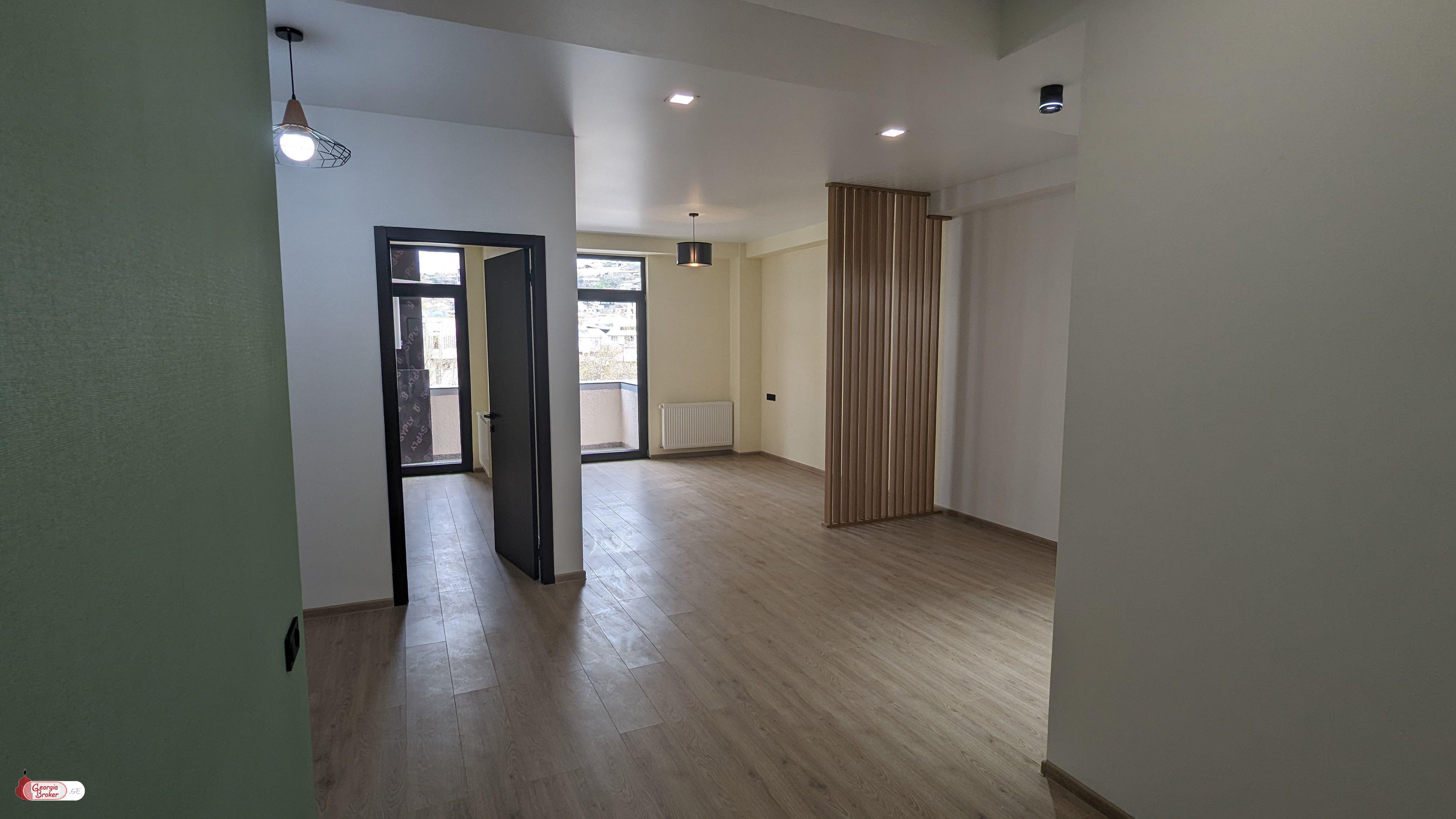 nearly repaired 2-room apartment for sale