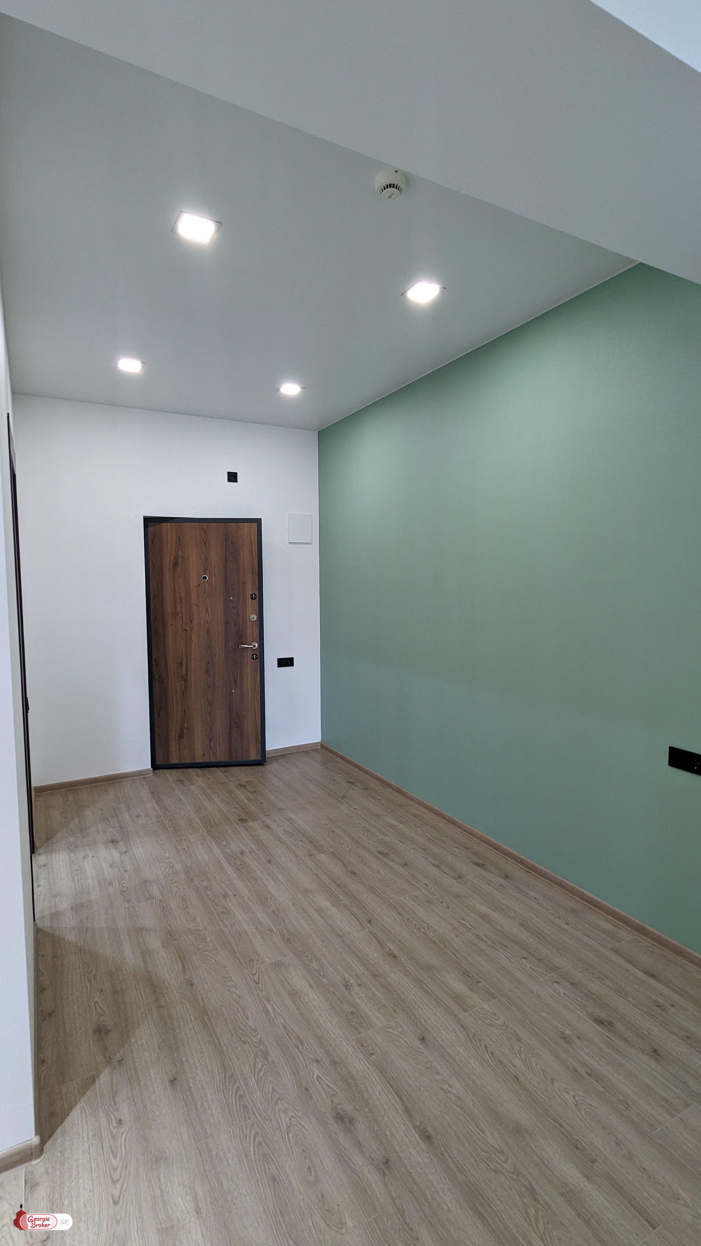 nearly repaired 2-room apartment for sale