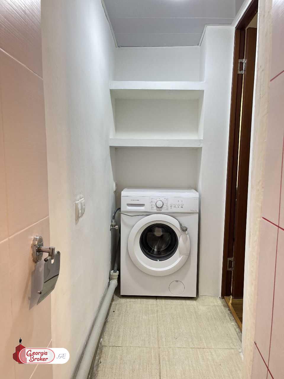 продается квартира с новым ремонтом 2-комнаты