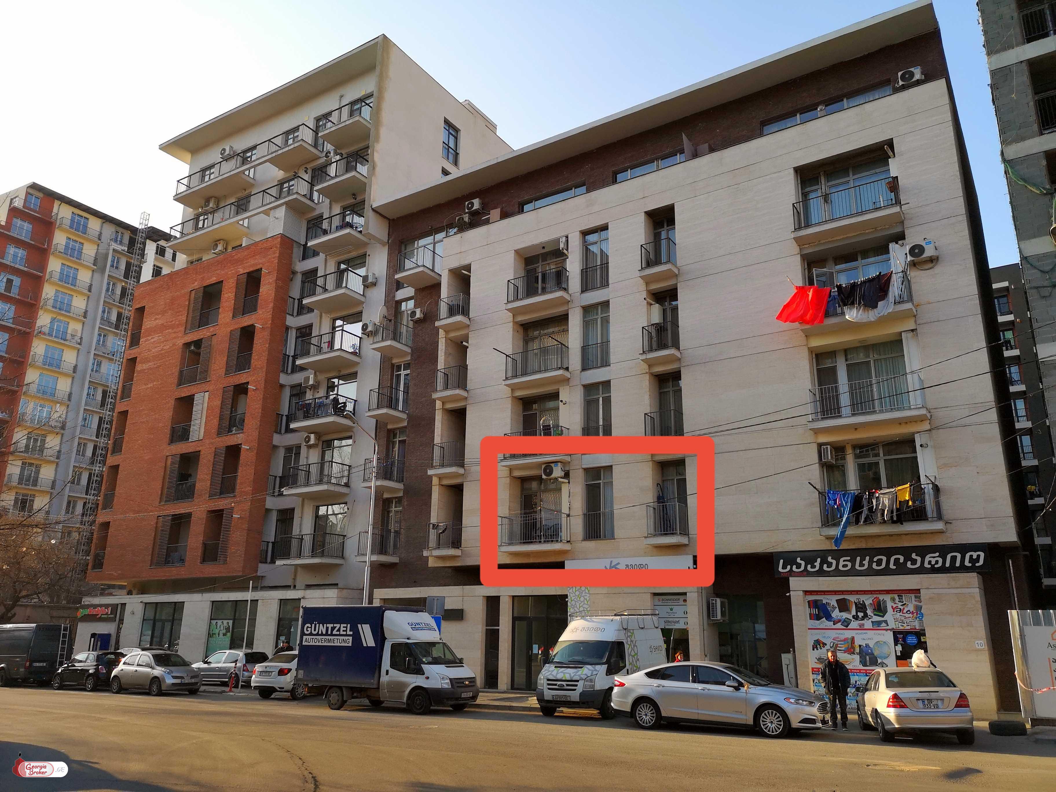 იყიდება ახალი გარემონტებული 4 ოთახიანი ბინა