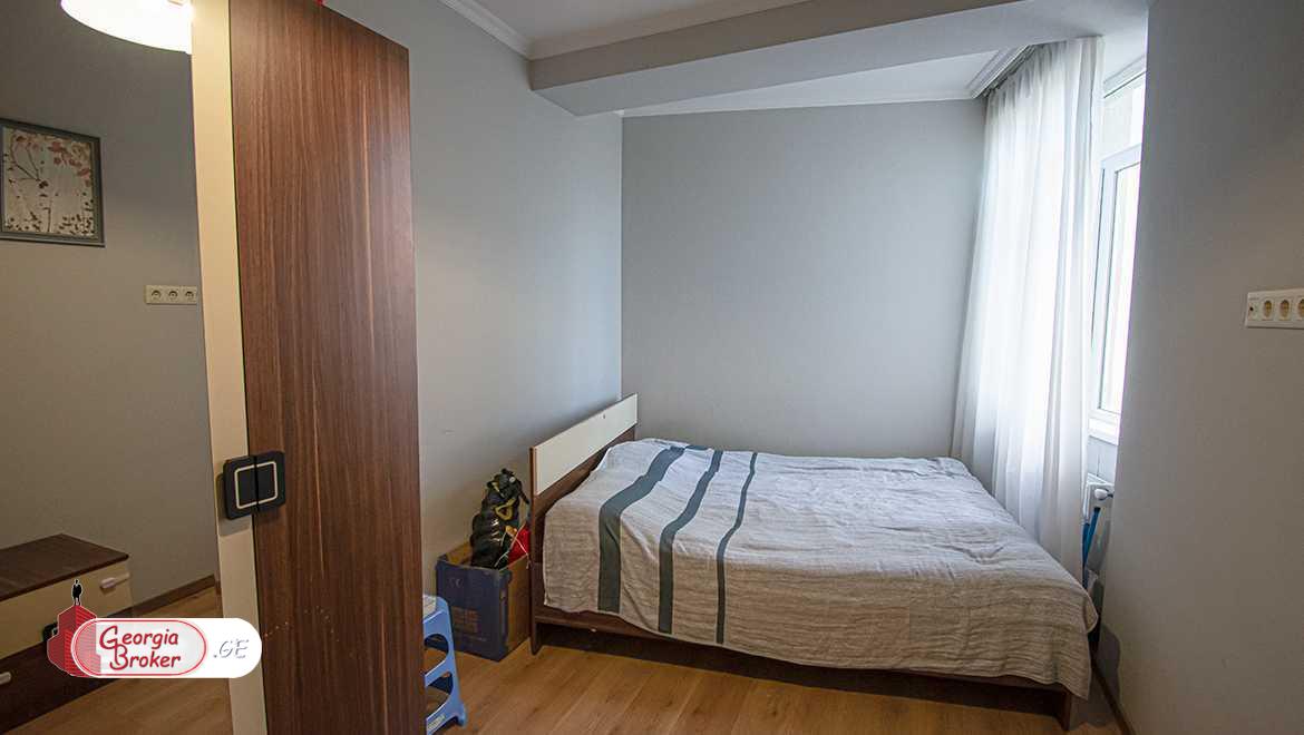 იყიდება ახალი გარემონტებული 2 ოთახიანი ბინა