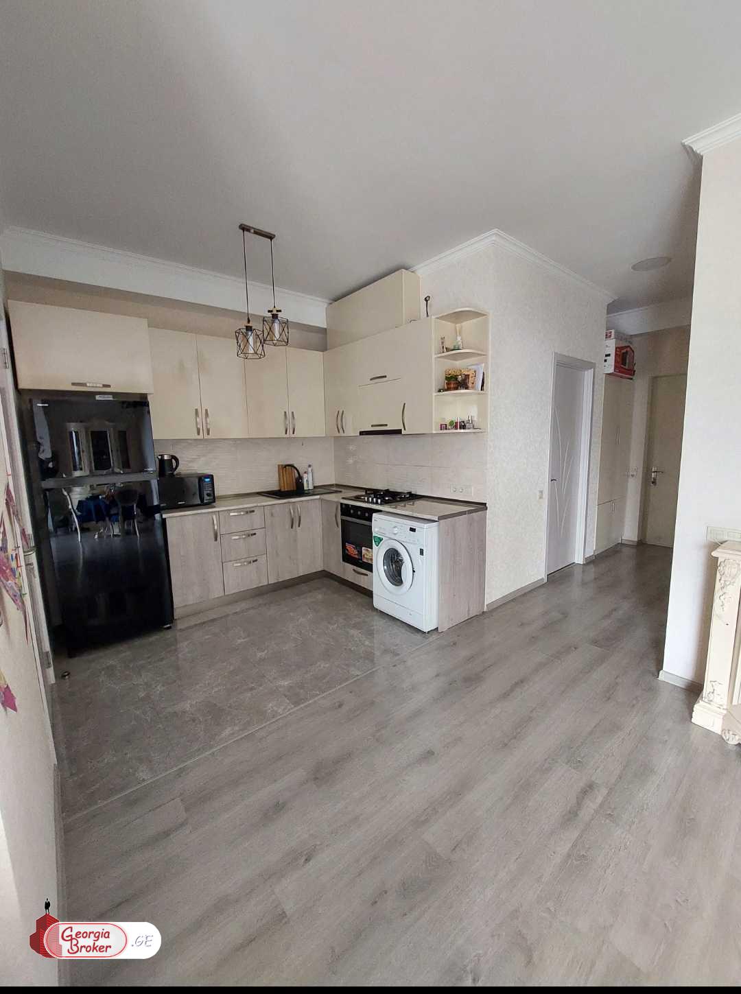 იყიდება ახალი გარემონტებული 3 ოთახიანი ბინა