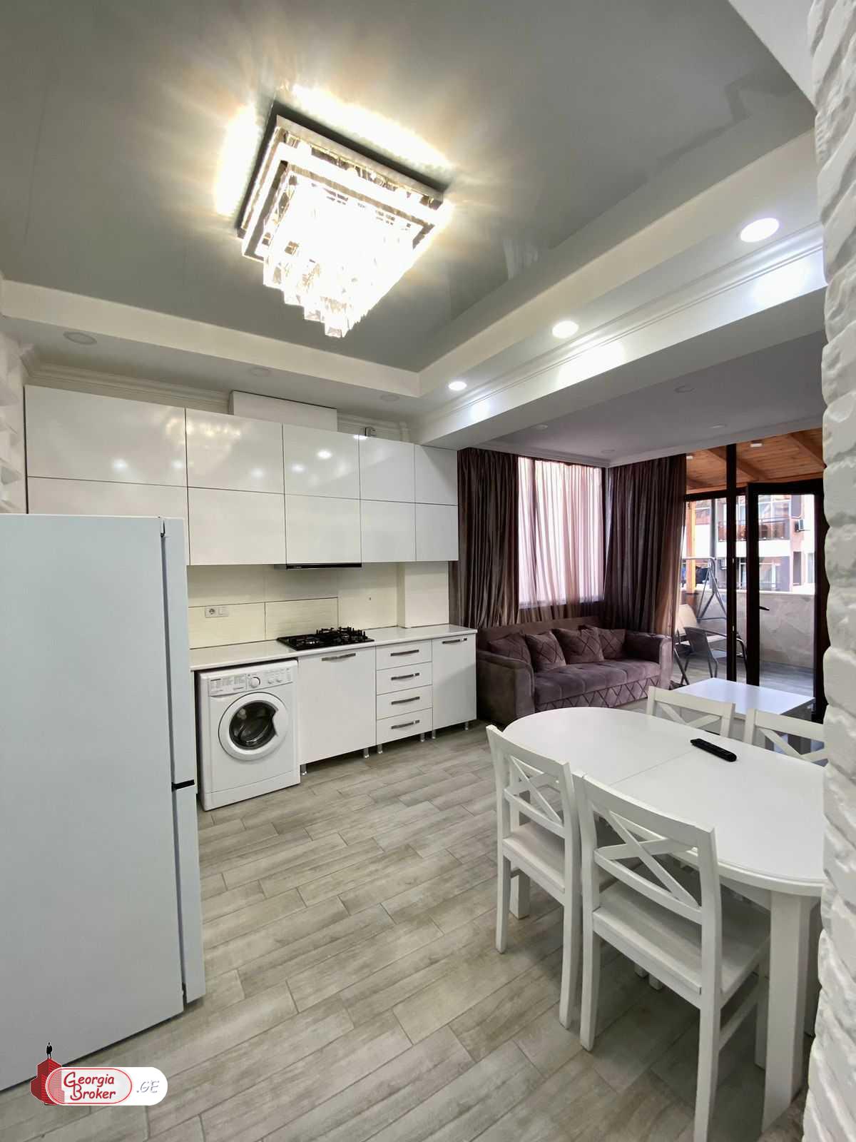 nearly repaired 2-room apartment for rent