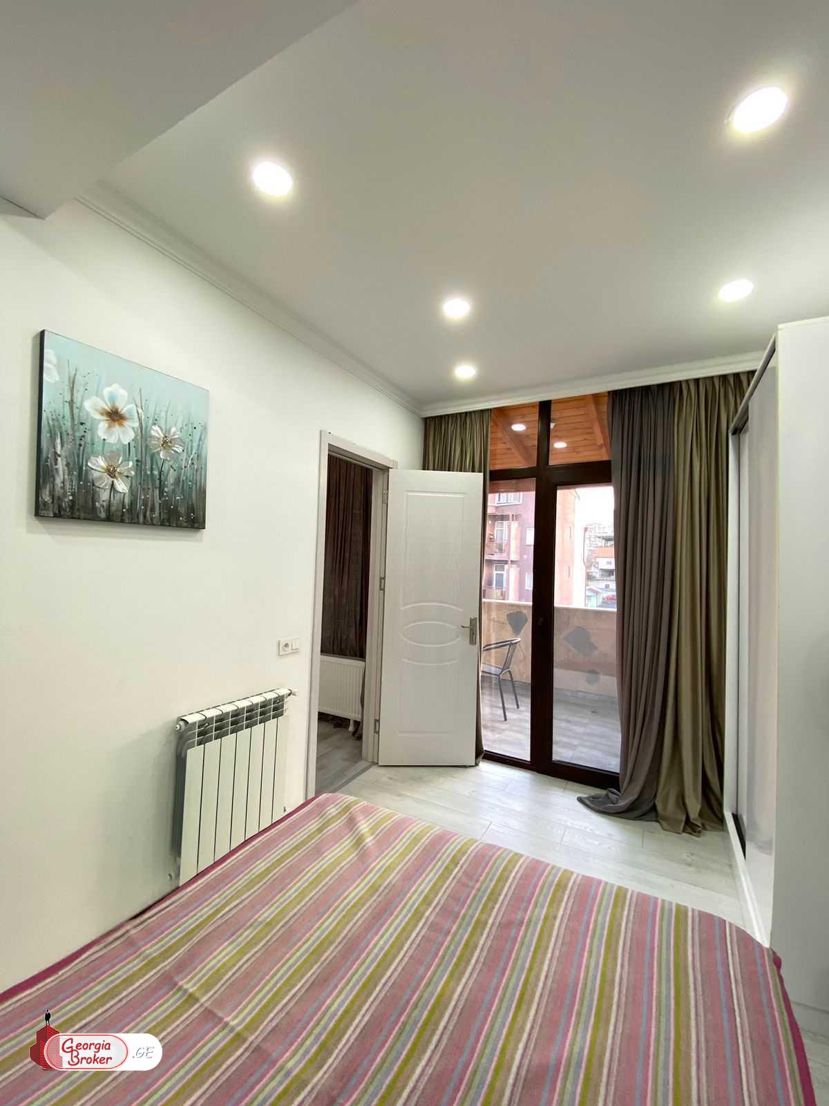 nearly repaired 2-room apartment for rent