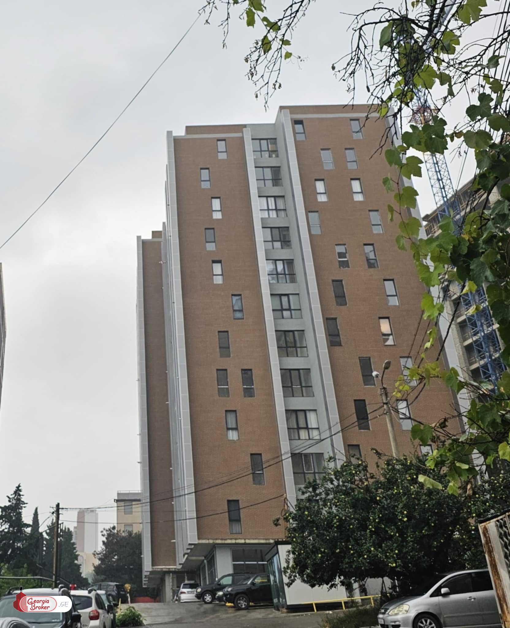 продается квартира новостройка 3-комнаты