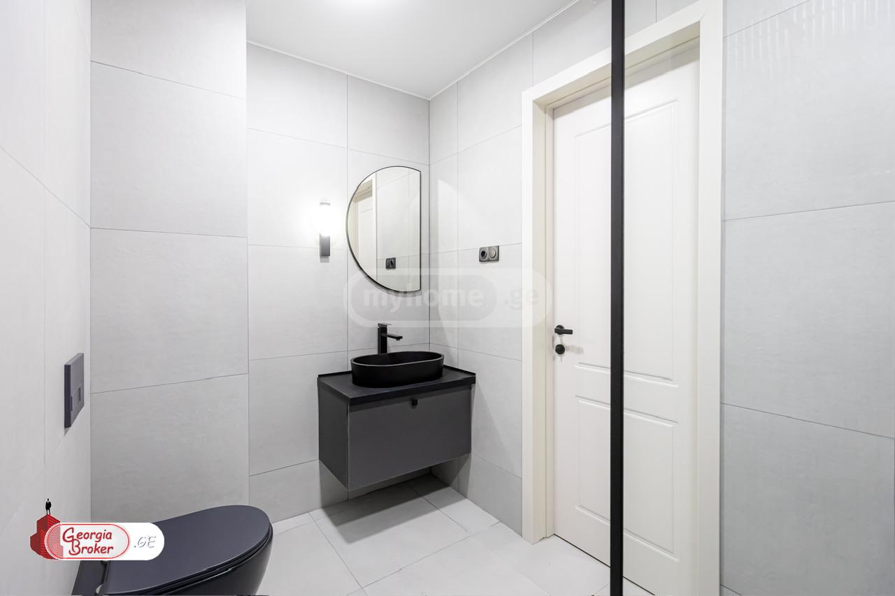 продается квартира с новым ремонтом 2-комнаты