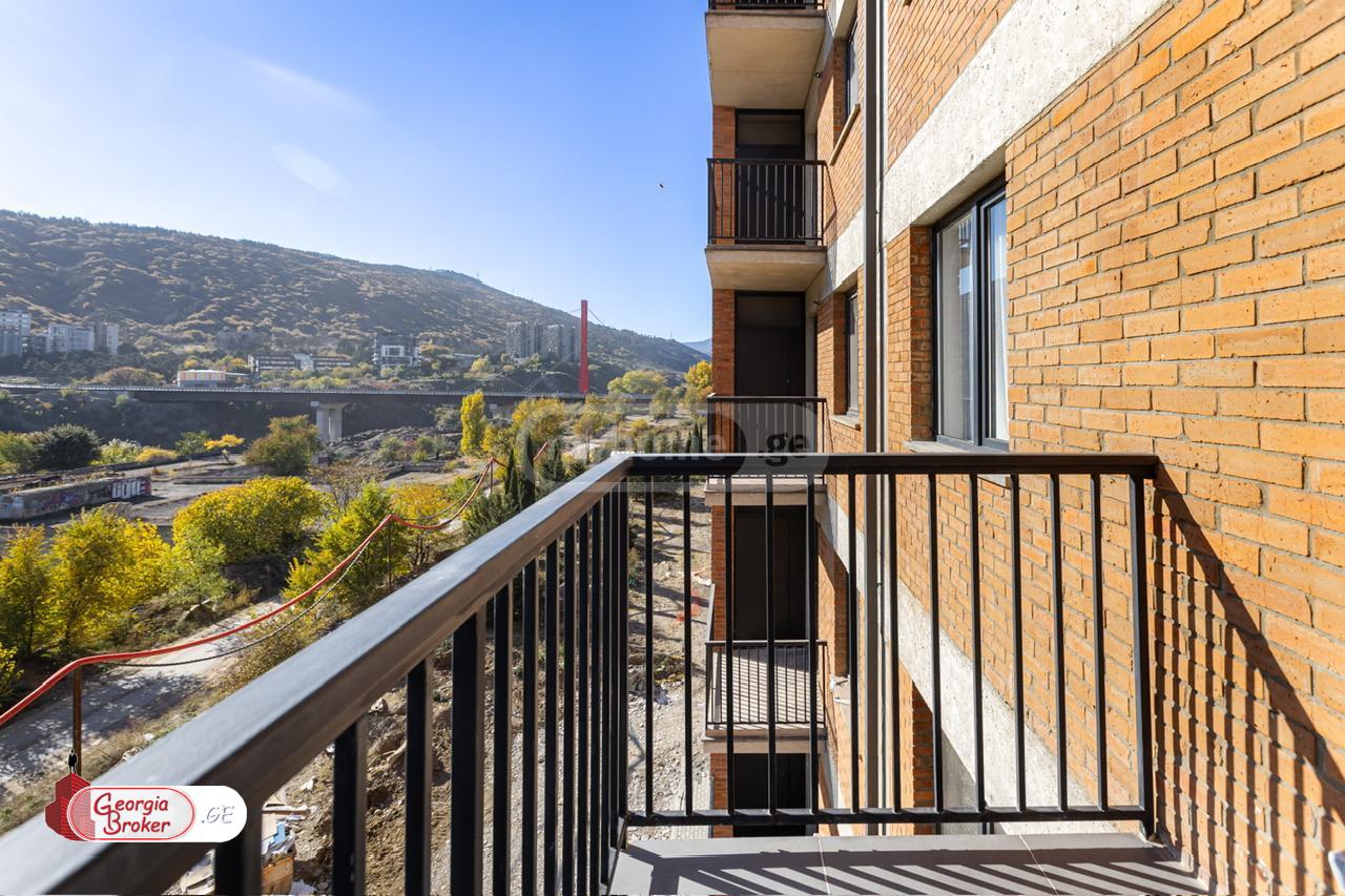 продается квартира с новым ремонтом 2-комнаты