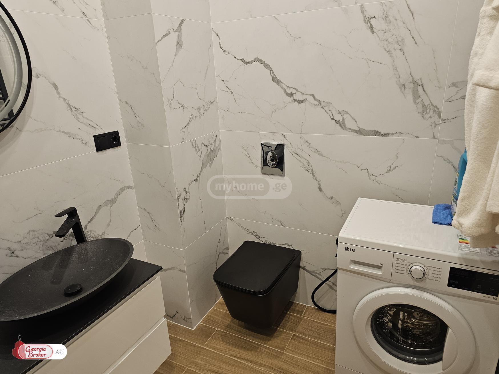 nearly repaired 2-room apartment for sale