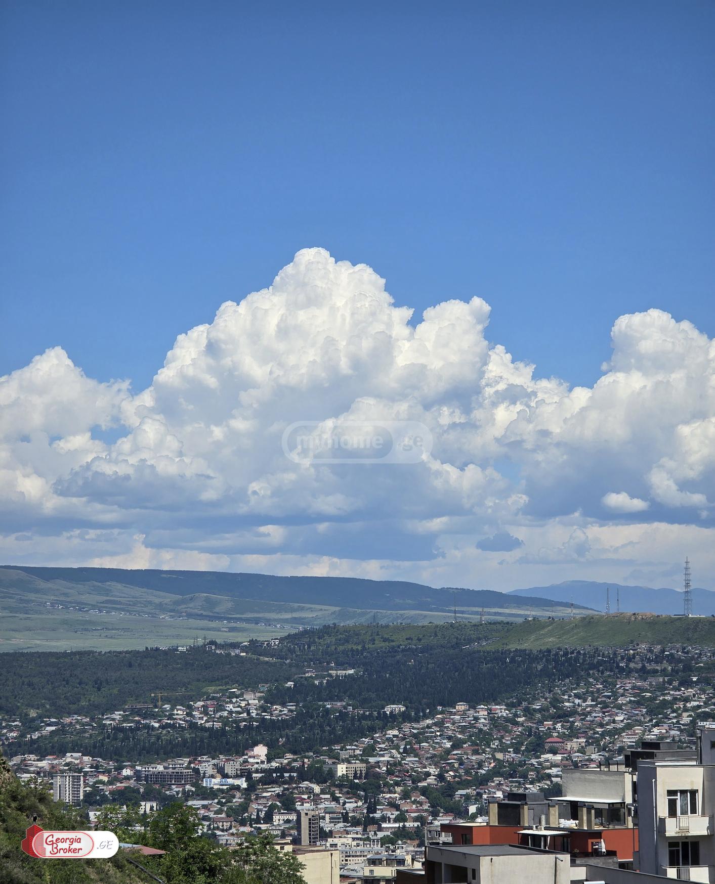 продается квартира с новым ремонтом 2-комнаты