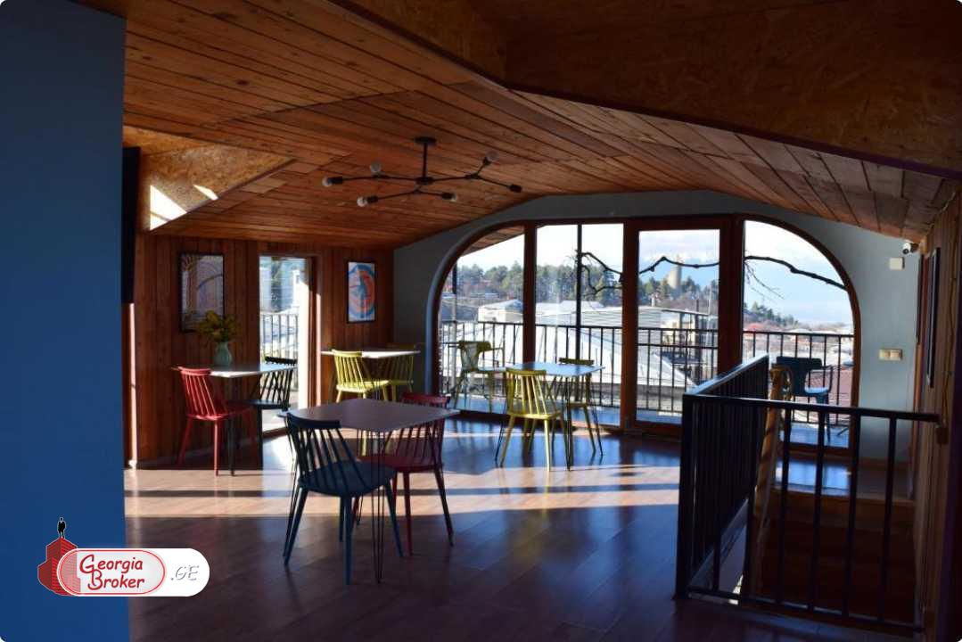 nearly repaired 7-room house for sale