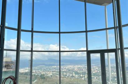 nearly repaired 5-room apartment for sale