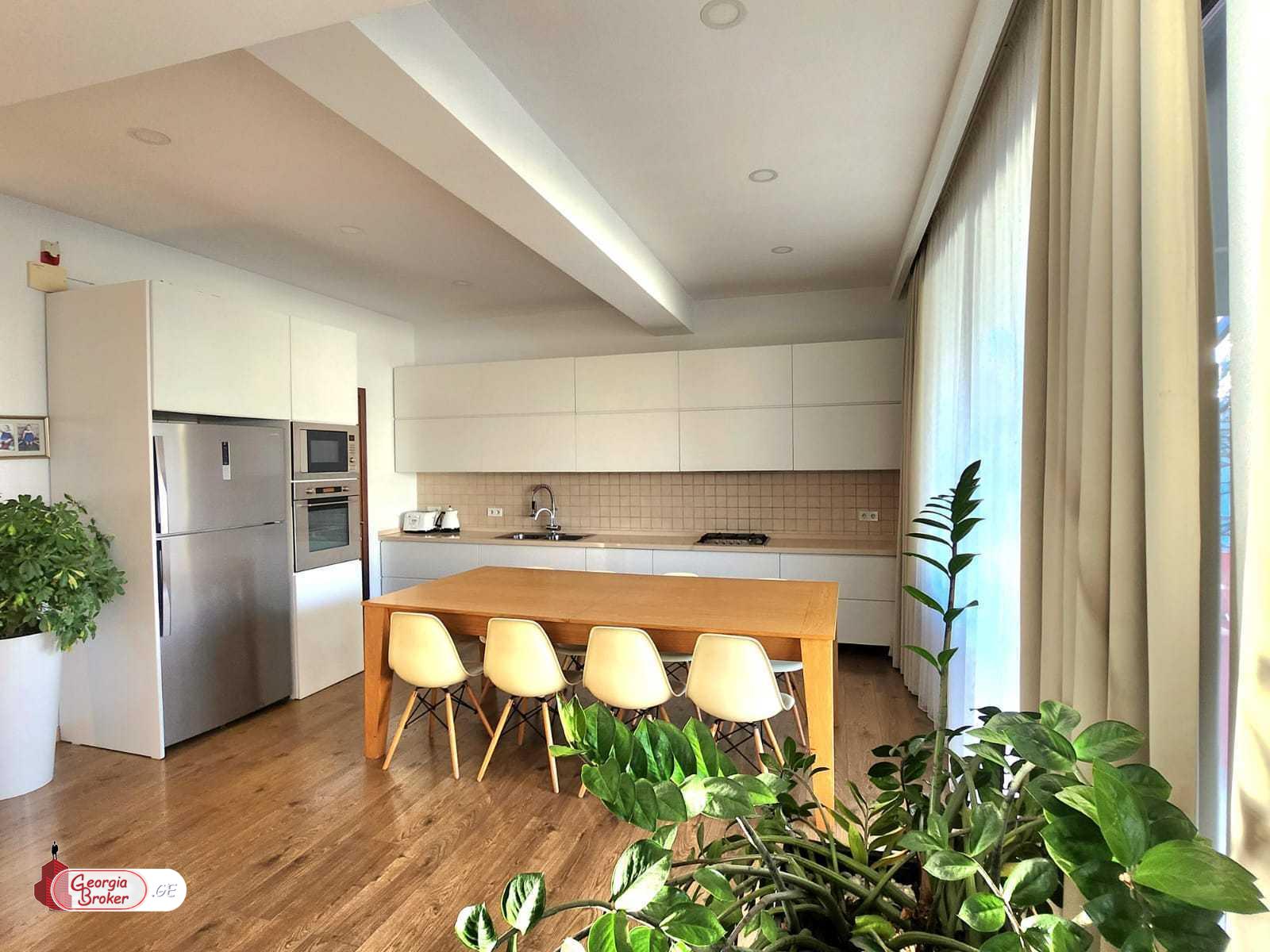 nearly repaired 7-room house for sale