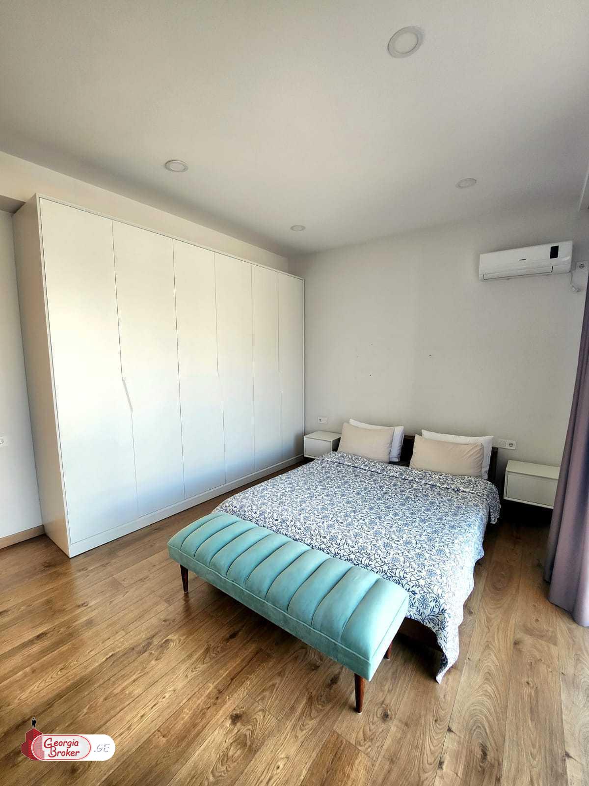 nearly repaired 7-room house for sale