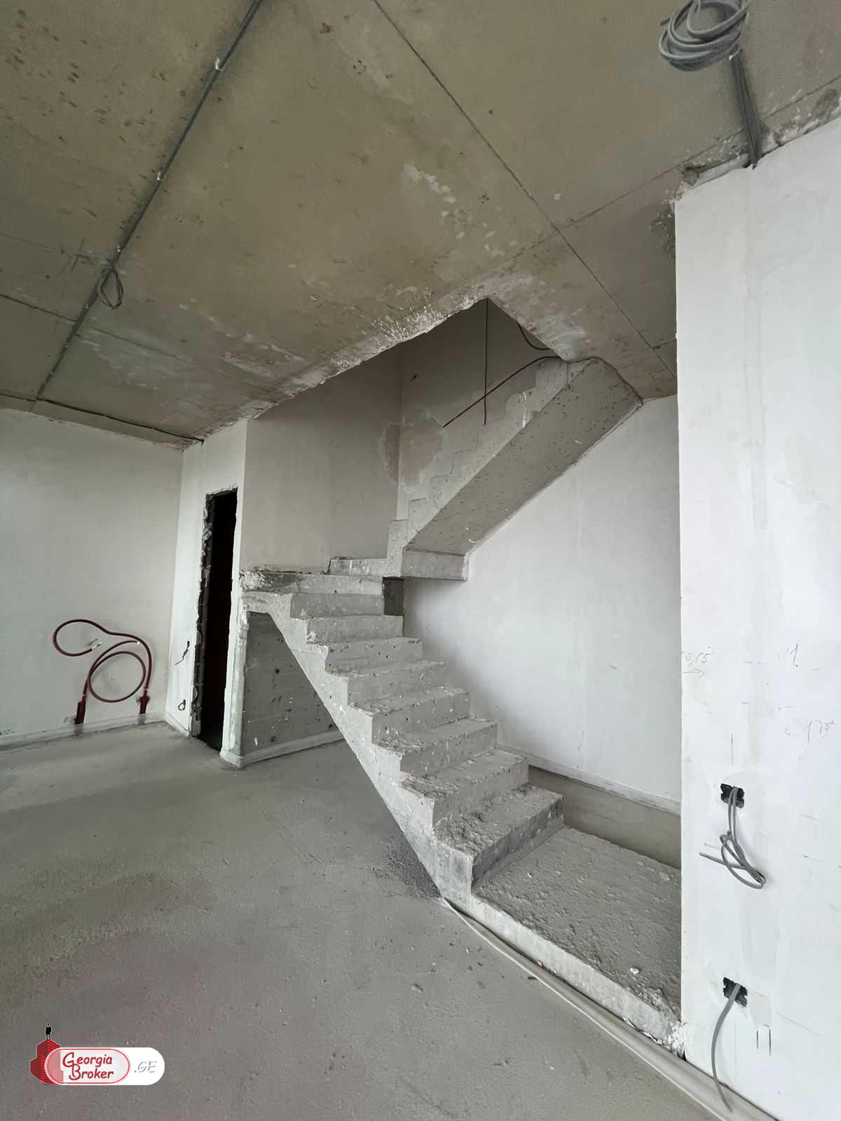 nearly repaired 5-room apartment for sale