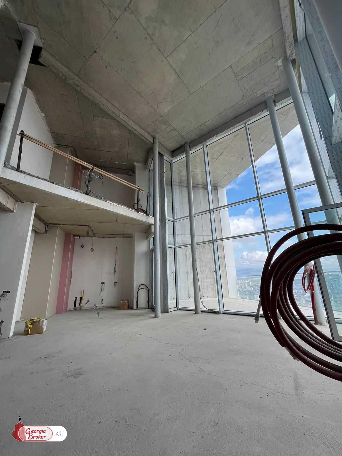 nearly repaired 5-room apartment for sale