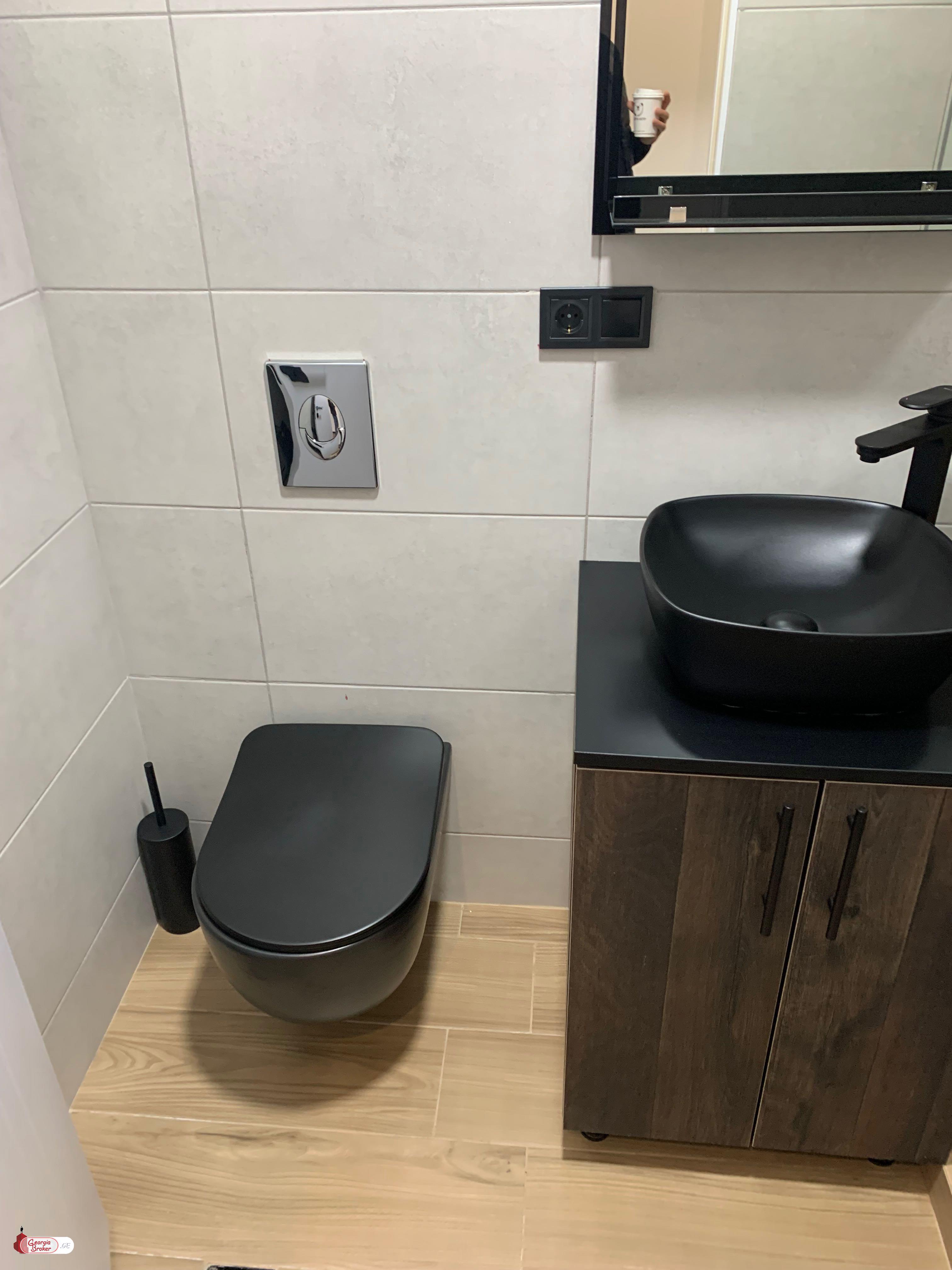 nearly repaired 1-room apartment for sale