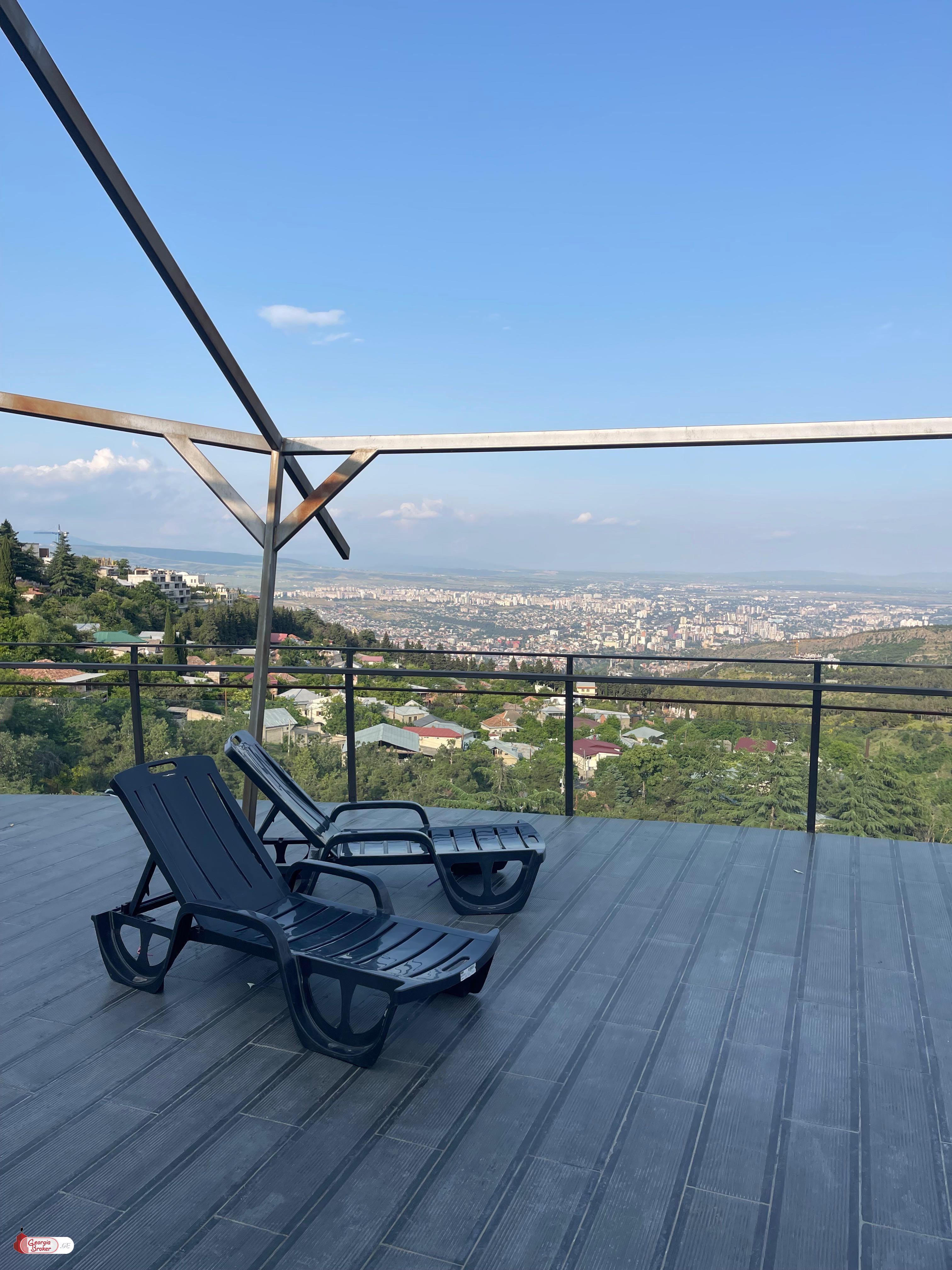 nearly repaired 1-room apartment for sale