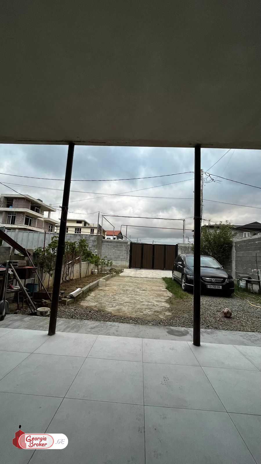 продается дом с новым ремонтом 5-комнат