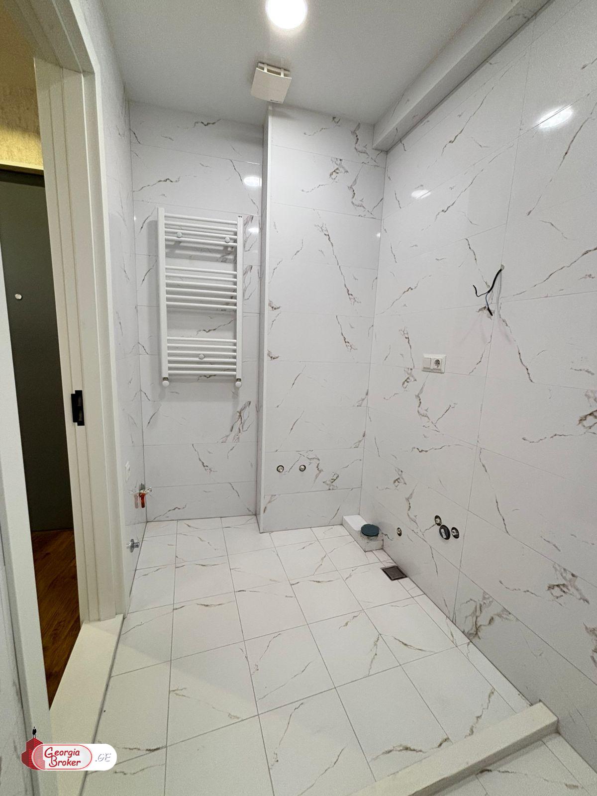 продается квартира с новым ремонтом 2-комнаты