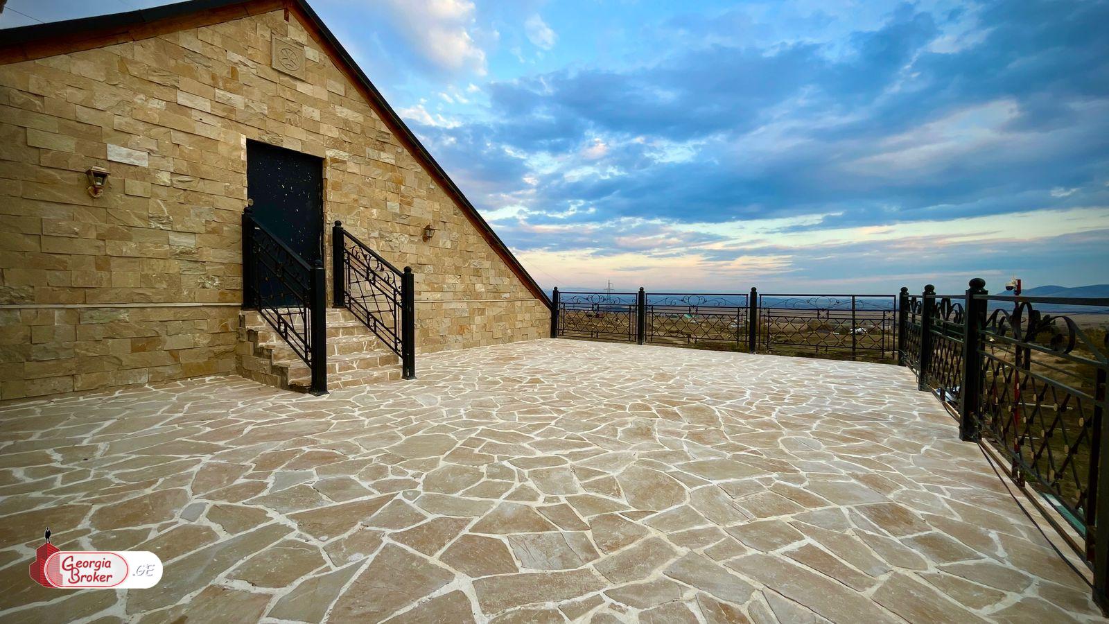 new build 6-room house for sale