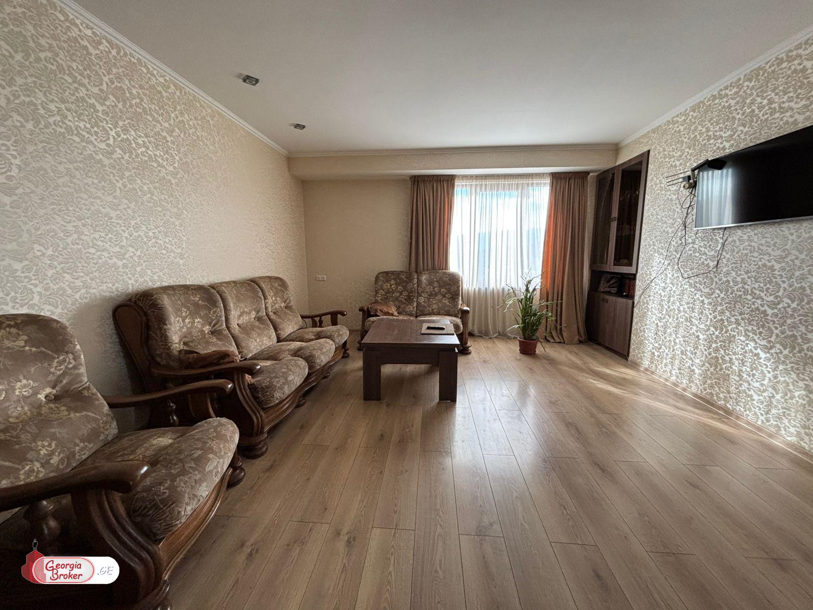 იყიდება ახალი გარემონტებული 3 ოთახიანი ბინა