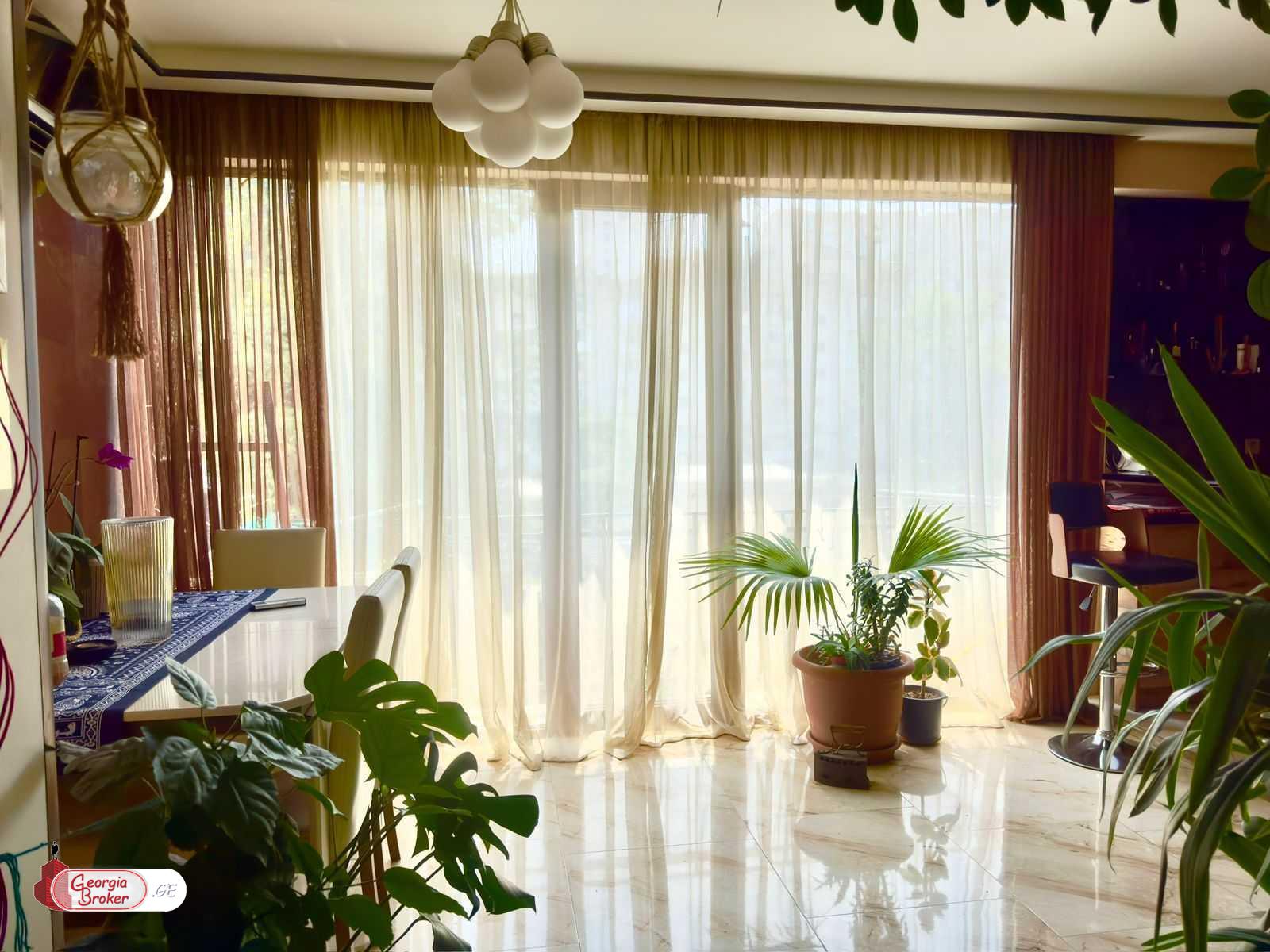 nearly repaired 3-room apartment for sale