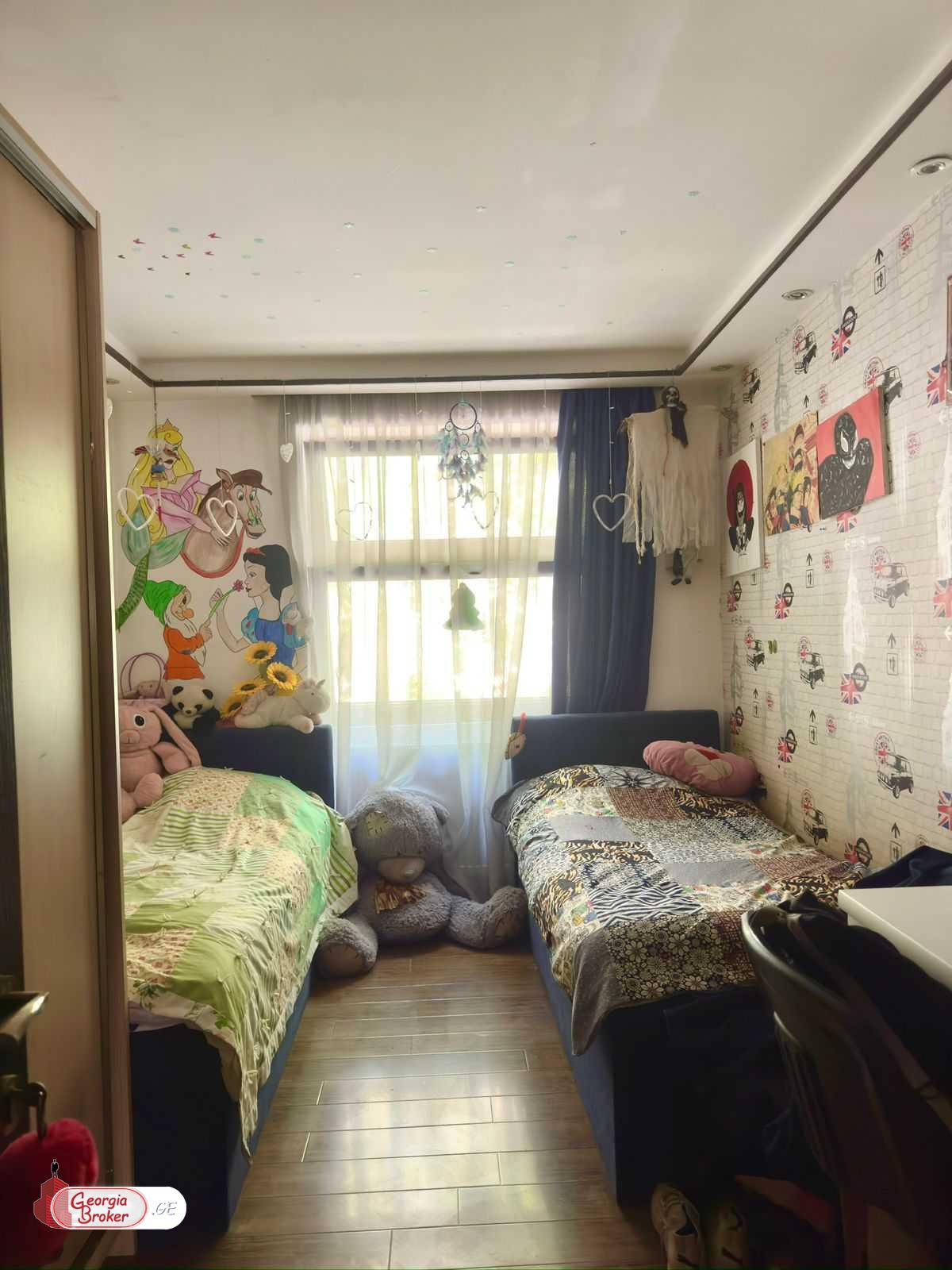 nearly repaired 3-room apartment for sale