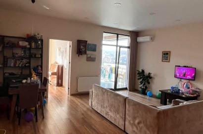 продается квартира с новым ремонтом 3-комнаты