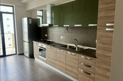 продается квартира с новым ремонтом 5-комнат