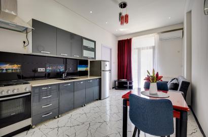 იყიდება ახალი გარემონტებული 2 ოთახიანი ბინა