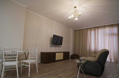 იყიდება ახალი გარემონტებული 4 ოთახიანი ბინა