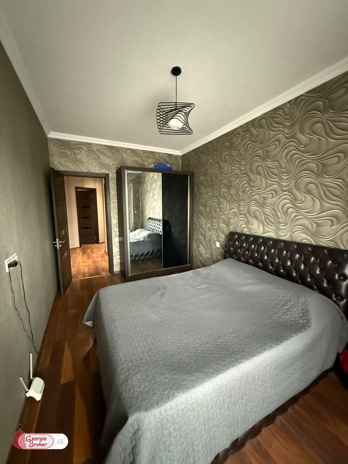 nearly repaired 3-room apartment for sale