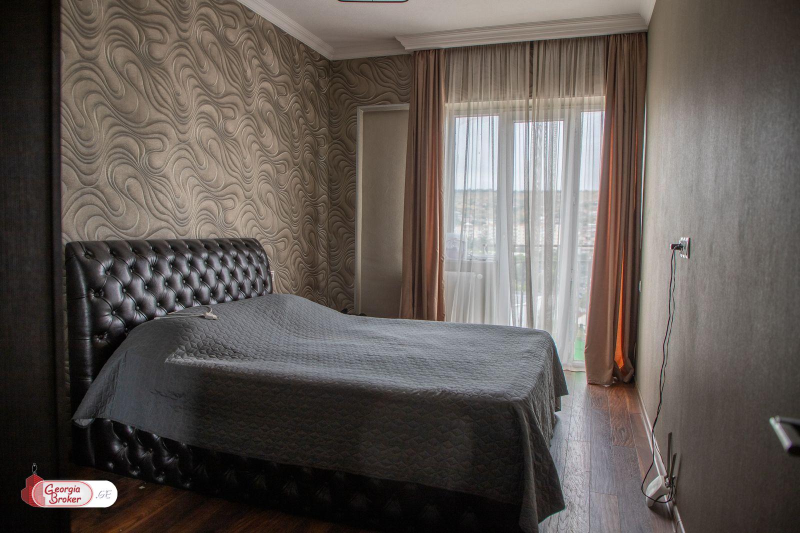 nearly repaired 3-room apartment for sale