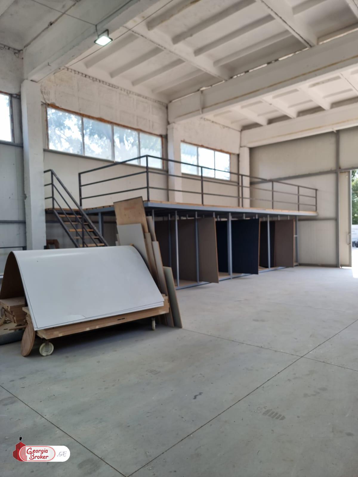 იყიდება ახალი გარემონტებული სასაწყობე ფართი