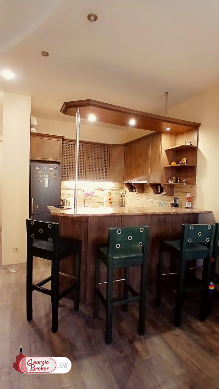 იყიდება ახალი გარემონტებული ბინა