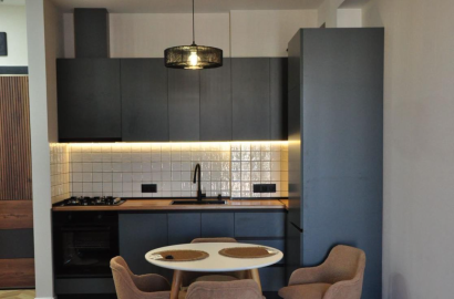 იყიდება ახალი გარემონტებული 2 ოთახიანი ბინა